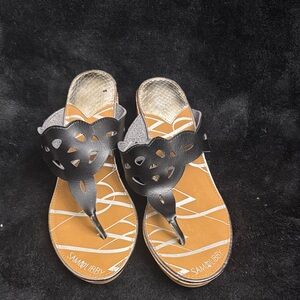 Sam & Libby Black and Tan Sandals size 8